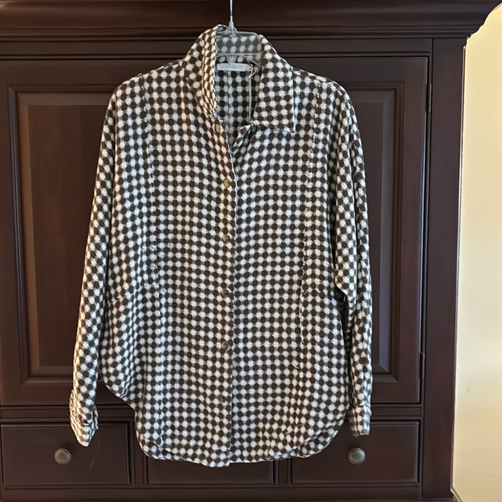 Lush size small oversized shirt brown/ white check w/ raw hem button up snaps